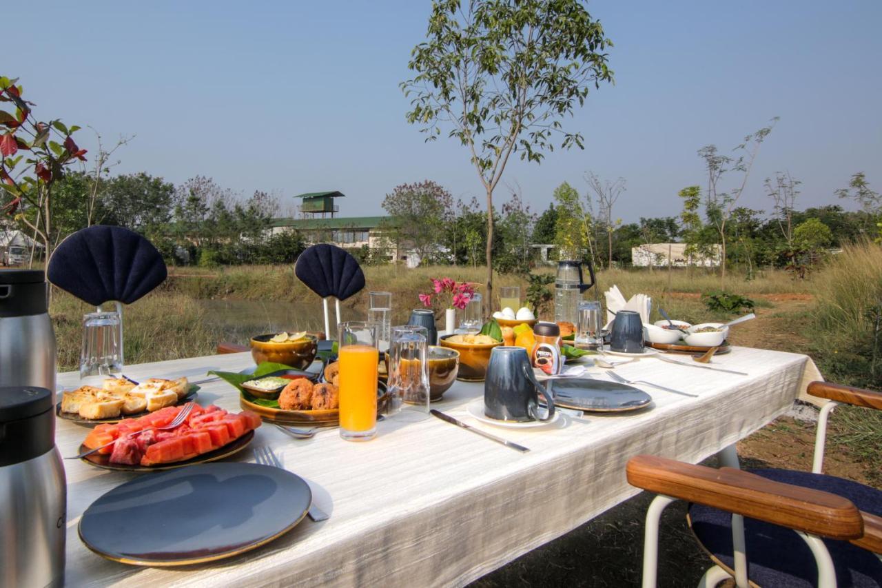 Tadoba Jungle Camp Hotel Mohurli Exterior photo